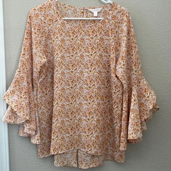 LC Lauren Conrad Bell Sleeve Split Back Top Floral Flowers Peach Size Medium - Picture 1 of 7